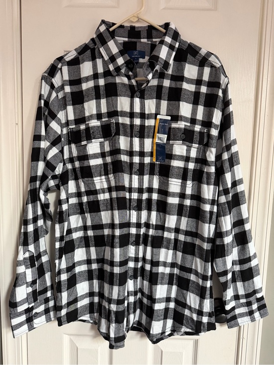 George Other - NWT men’s George Black and White Plaid flannel pockets Button-Down Shirt warm L